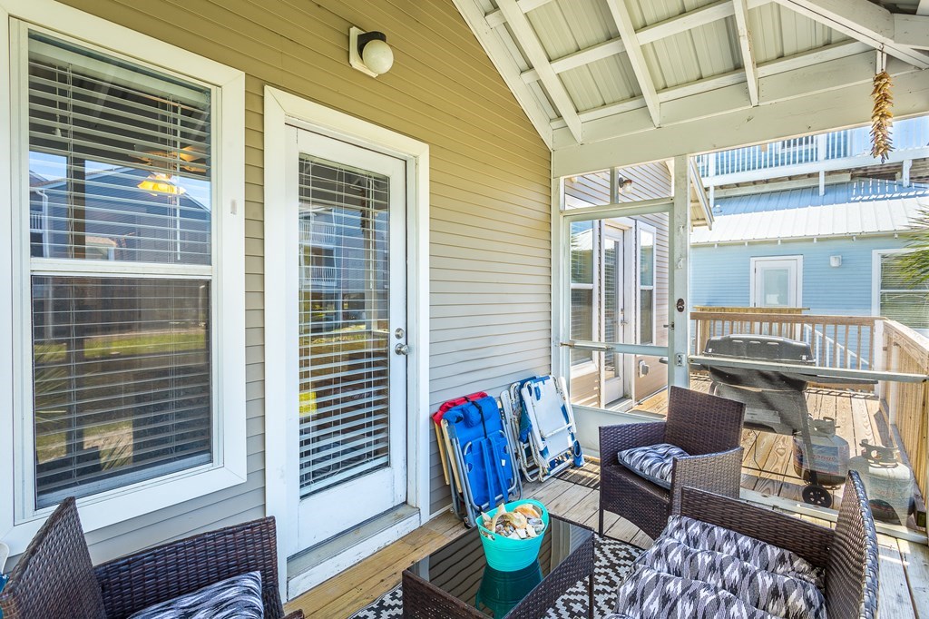 125 Parkside Cir, 32456