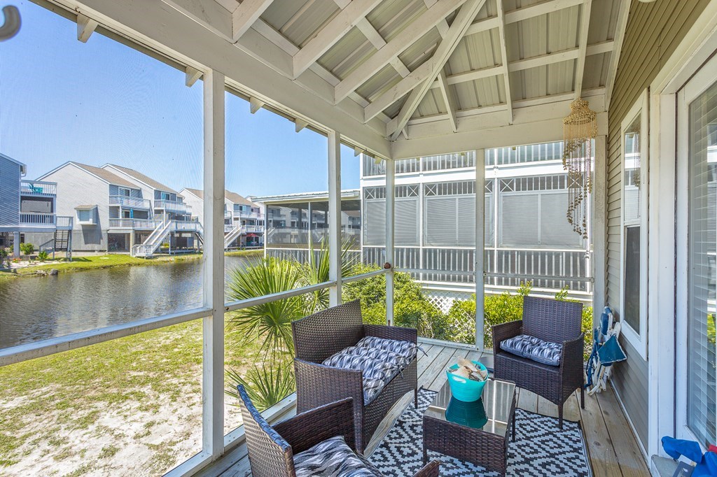 125 Parkside Cir, 32456