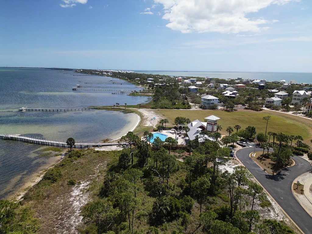28 Pinnacle Dr, Port St. Joe 32456