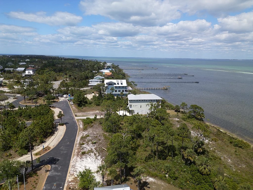 28 Pinnacle Dr, Port St. Joe 32456