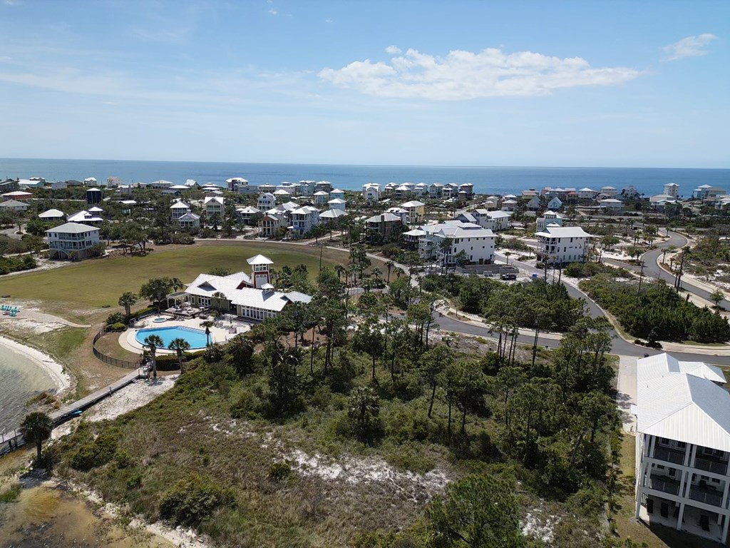 28 Pinnacle Dr, Port St. Joe 32456