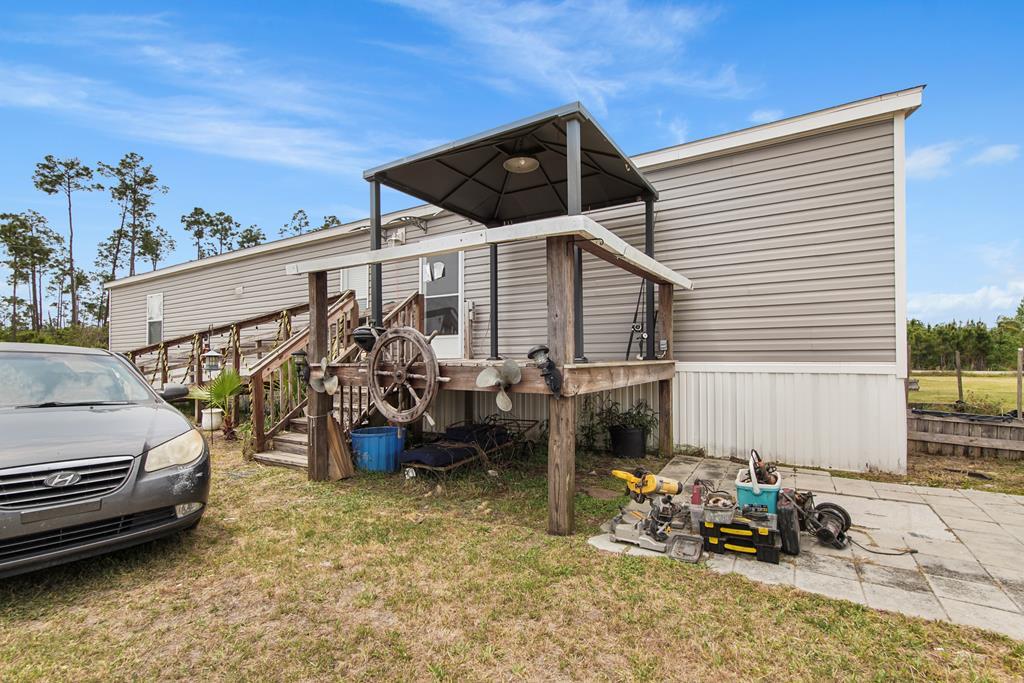 385 Sunshine Rd, 32456