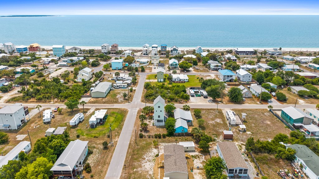 311 Bonnet St, Port St. Joe 32456