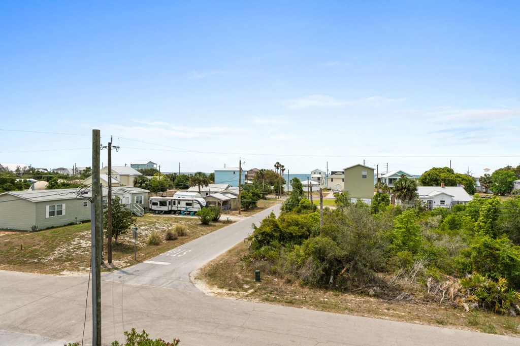311 Bonnet St, Port St. Joe 32456