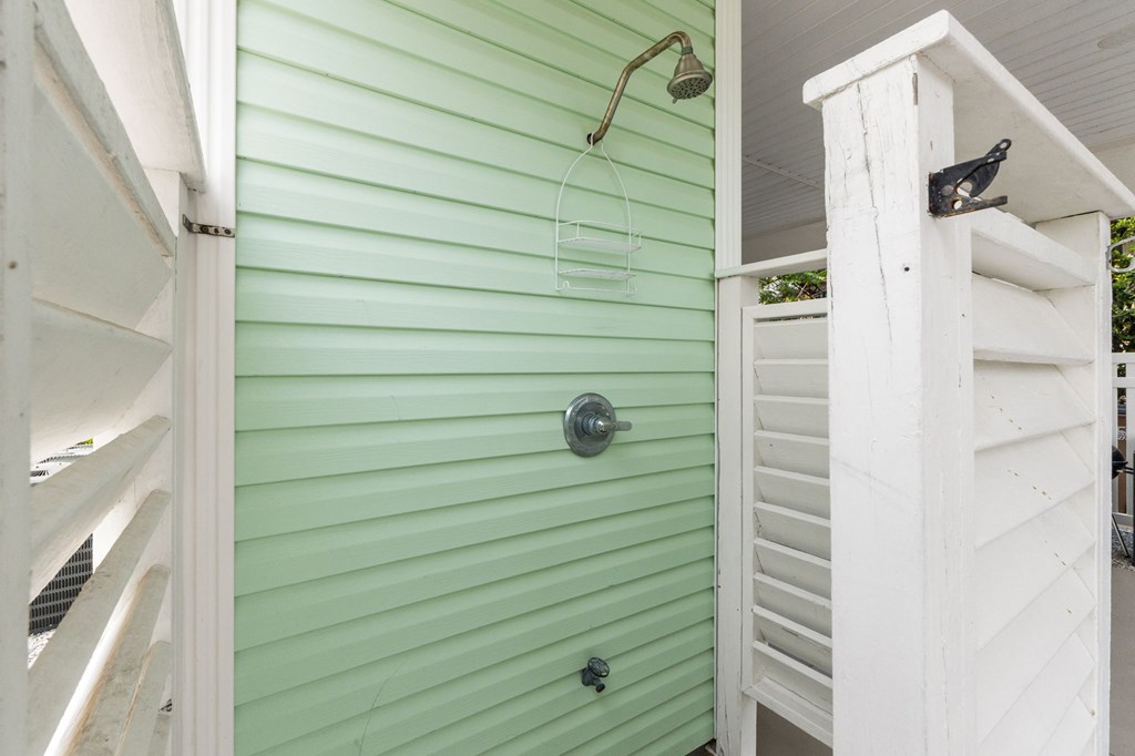 311 Bonnet St, Port St. Joe 32456