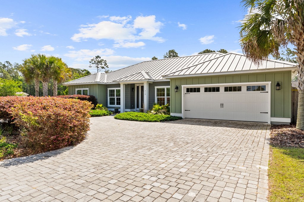 219 Crane Dr, Port St. Joe 32456