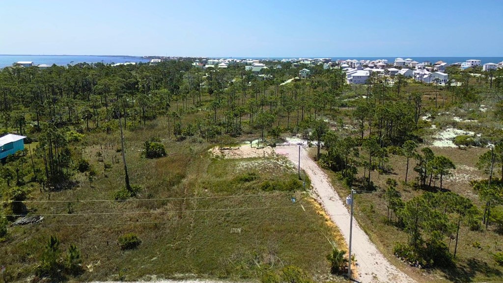 332 Blue Heron Dr, Port St. Joe 32456