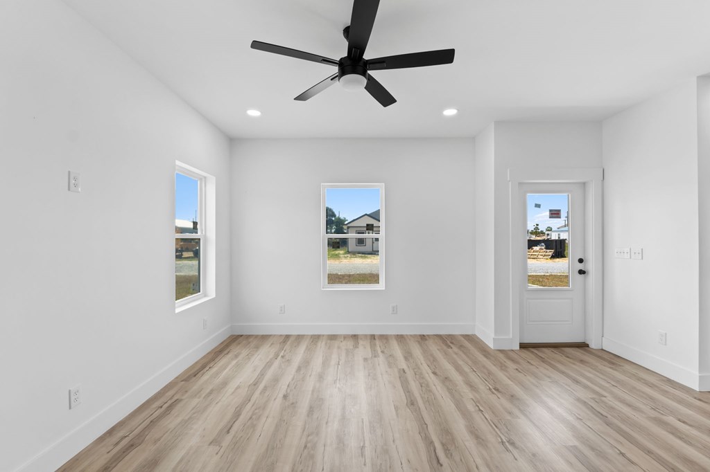 9428 Starfish Ave, Port St. Joe 32456