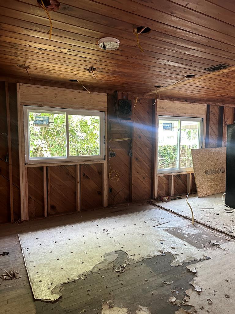 345 Marlin St, Port St. Joe 32456