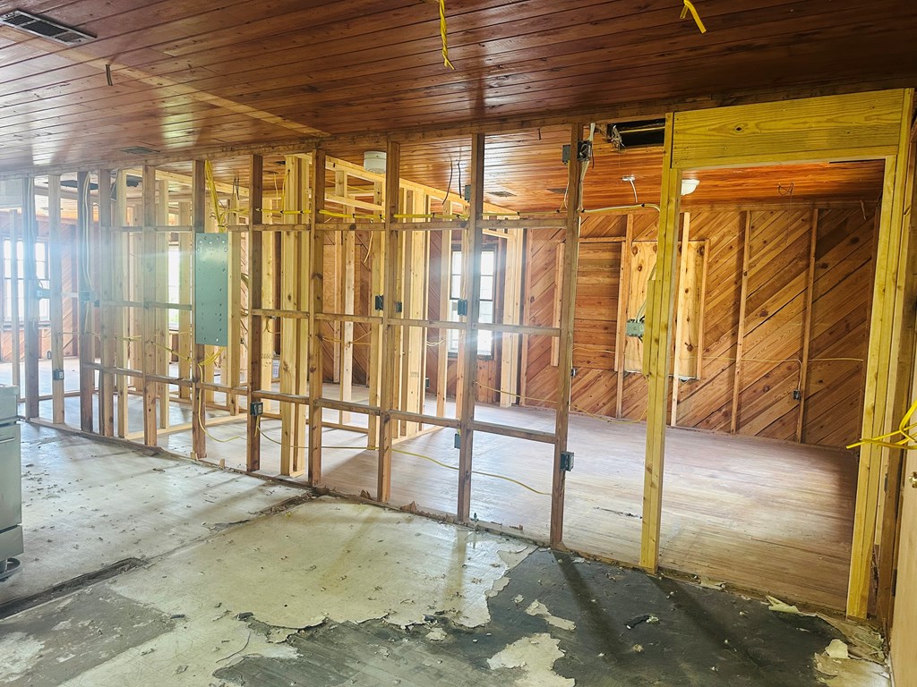 345 Marlin St, Port St. Joe 32456