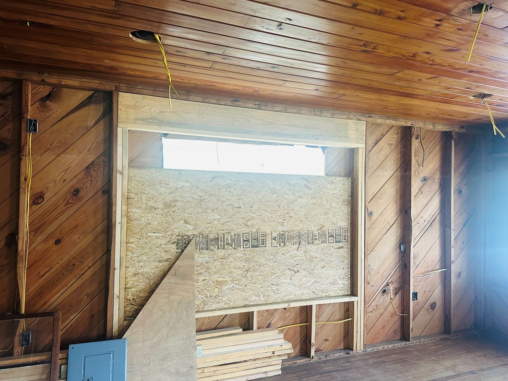 345 Marlin St, Port St. Joe 32456