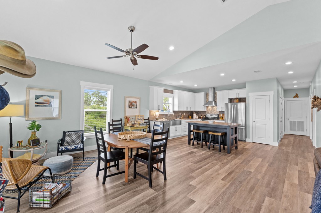 103 Mccosh Mill Rd, Port St. Joe 32456