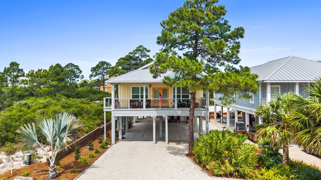 103 Mccosh Mill Rd, Port St. Joe 32456