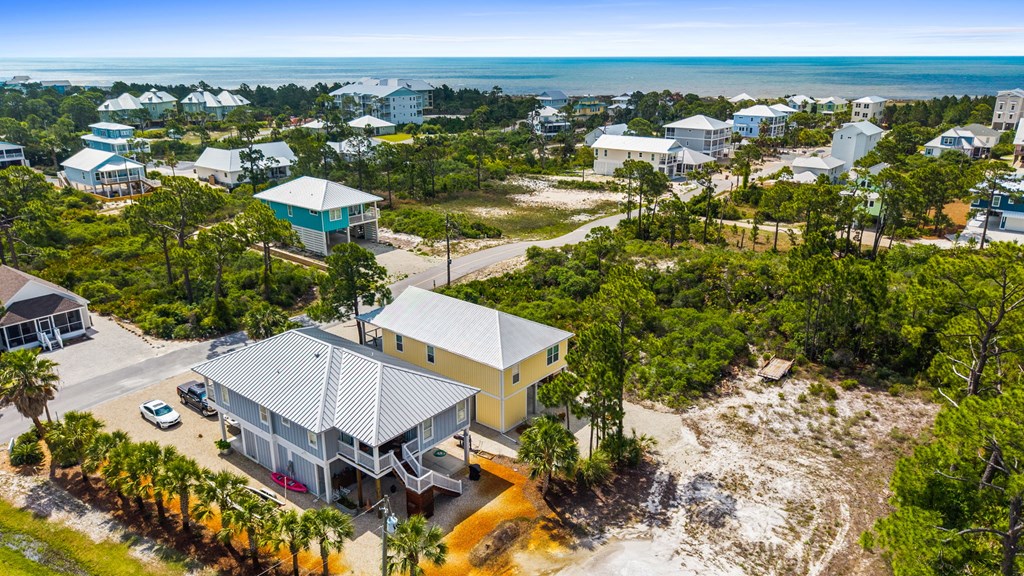 103 Mccosh Mill Rd, Port St. Joe 32456