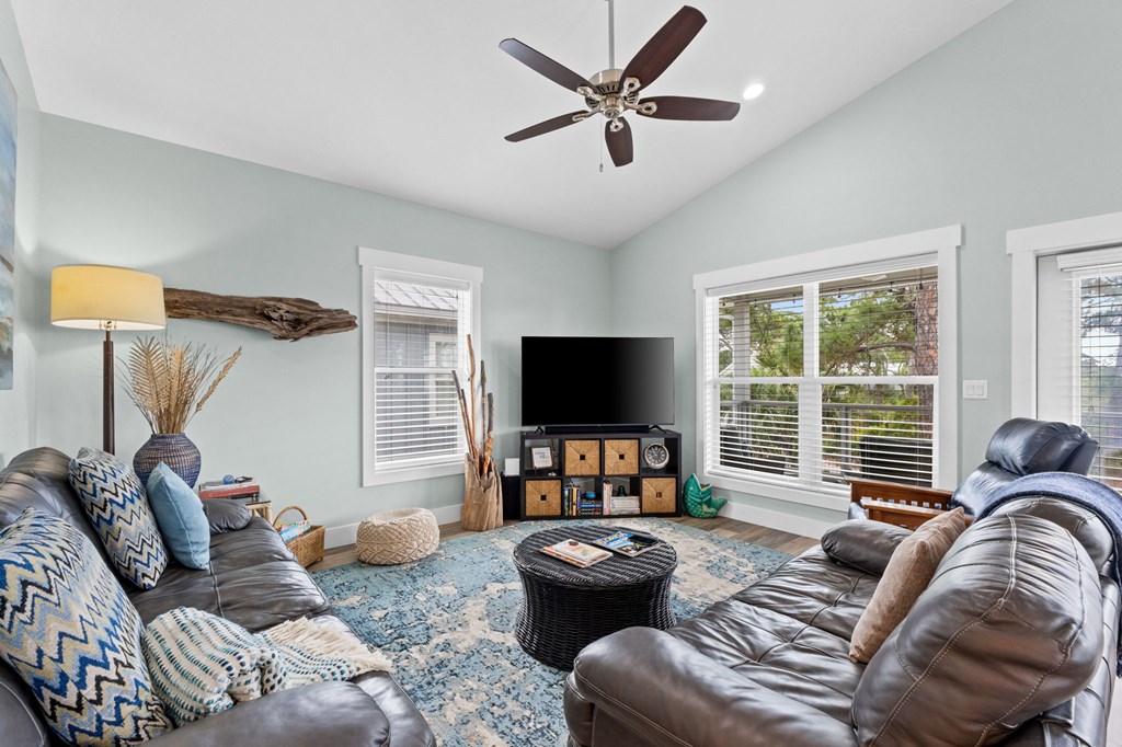 103 Mccosh Mill Rd, Port St. Joe 32456
