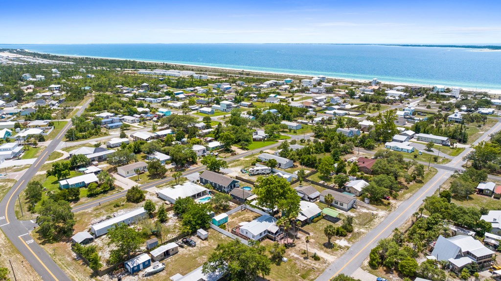 348 Atlantic St, Port St. Joe 32456