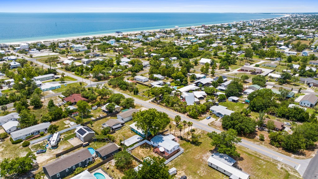 348 Atlantic St, Port St. Joe 32456