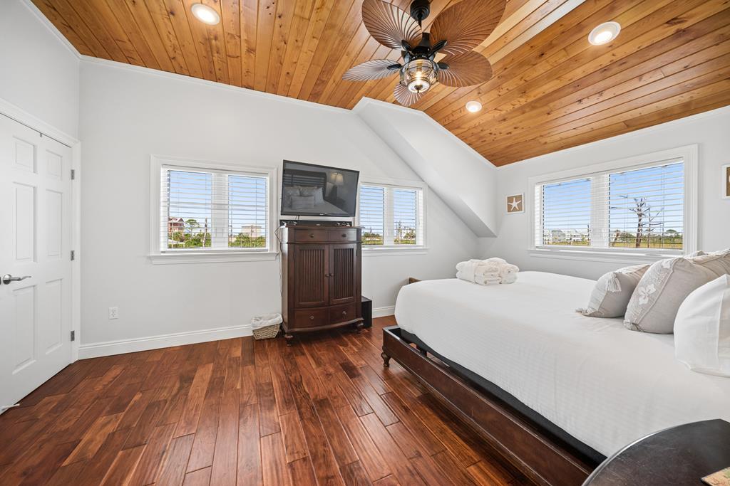 109 Hemmingway Cr, Port St. Joe 32456