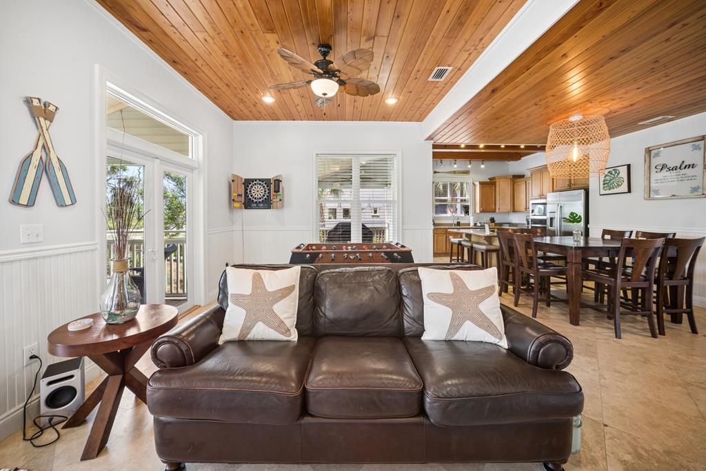 109 Hemmingway Cr, Port St. Joe 32456
