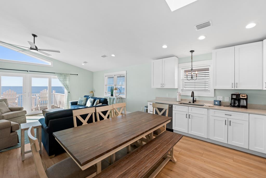 4379 Wavecrest Ln, Port St. Joe 32456