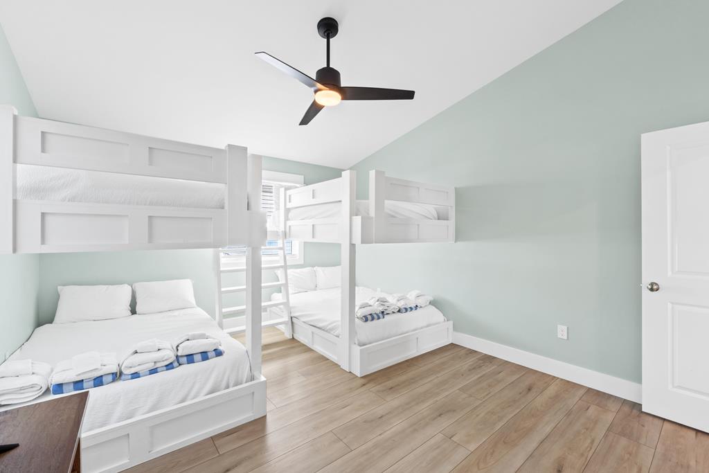 4379 Wavecrest Ln, Port St. Joe 32456
