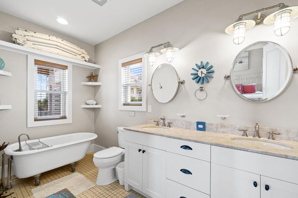122 Summer House Ln, Port St. Joe 32456