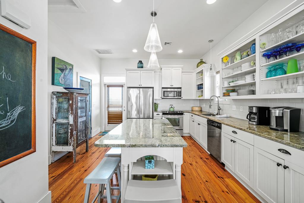 122 Summer House Ln, Port St. Joe 32456