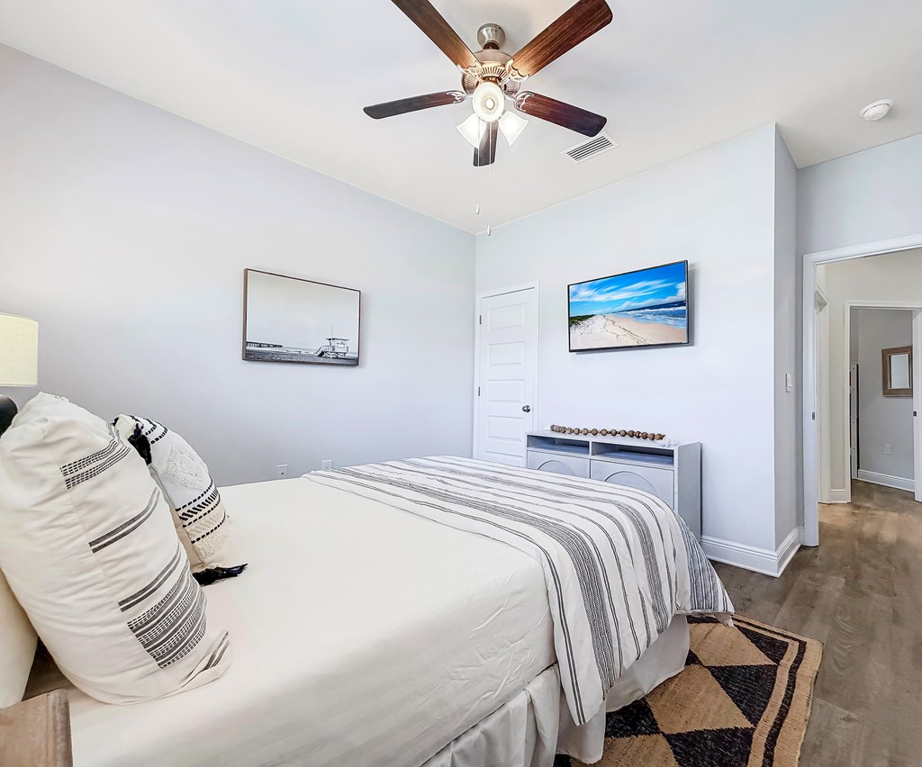 818 Backwater Rd, Port St. Joe 32456