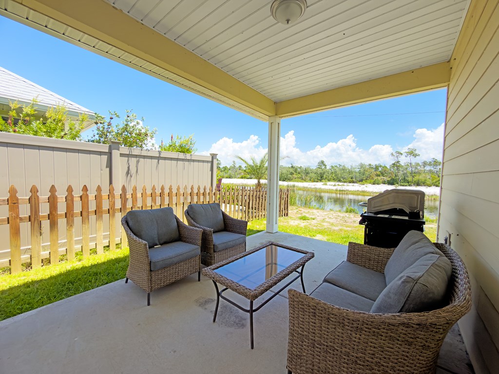 818 Backwater Rd, Port St. Joe 32456