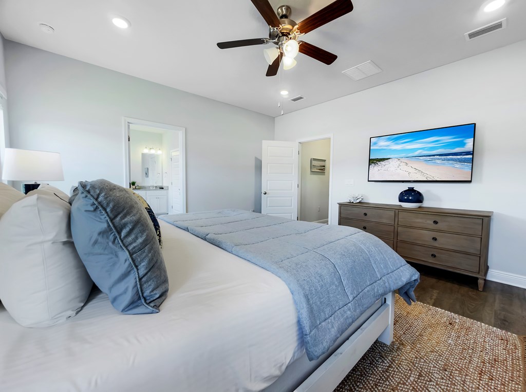 818 Backwater Rd, Port St. Joe 32456