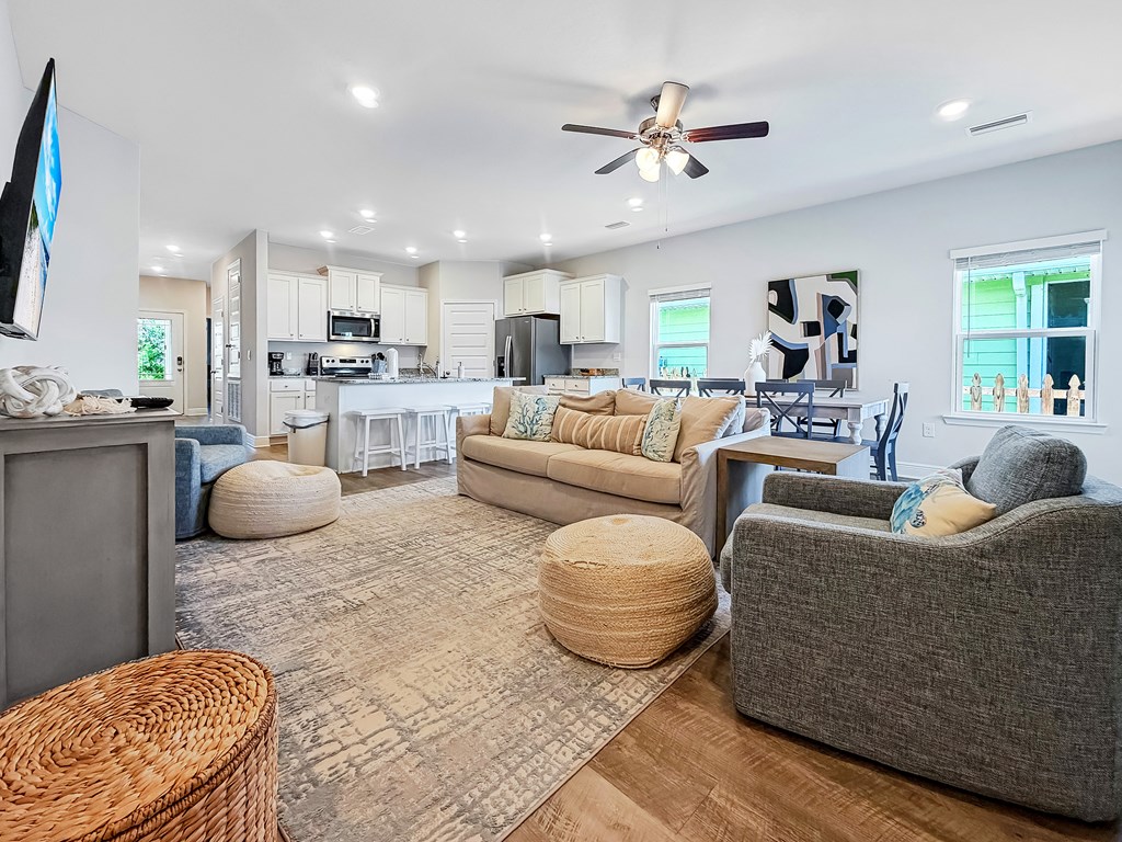 818 Backwater Rd, Port St. Joe 32456