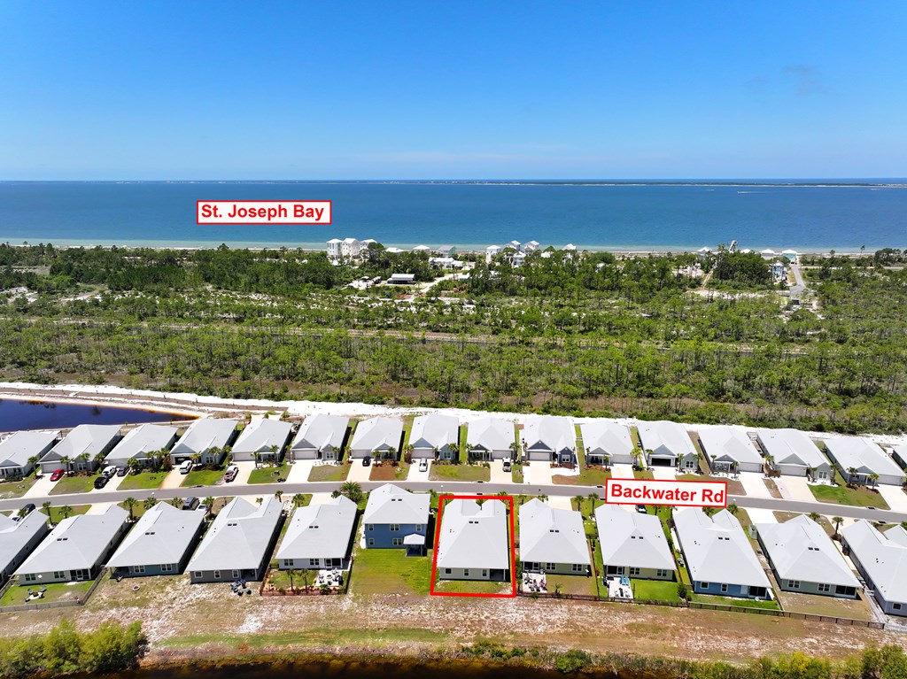 818 Backwater Rd, Port St. Joe 32456