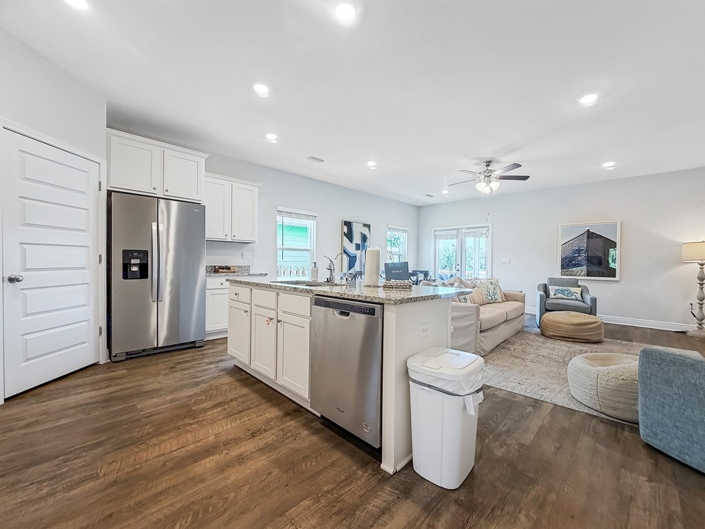 818 Backwater Rd, Port St. Joe 32456