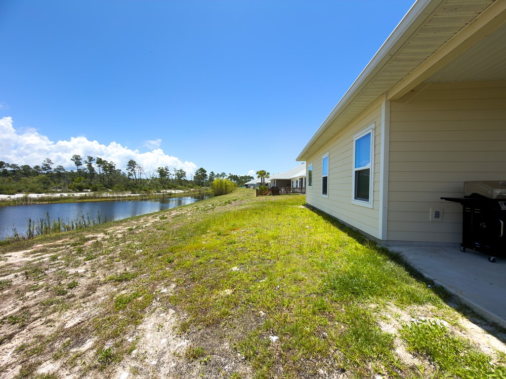 818 Backwater Rd, Port St. Joe 32456