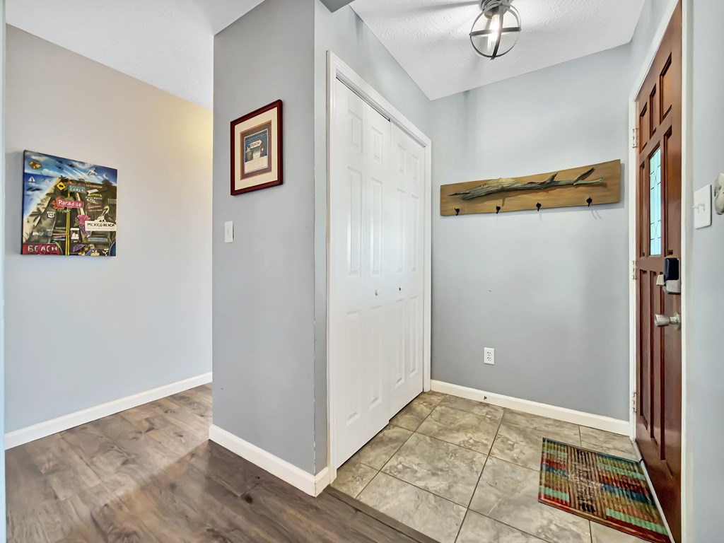 313 Hatley Dr, 32456