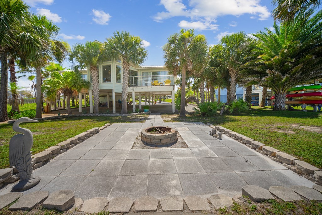 7110 Leeward St, Port St. Joe 32456