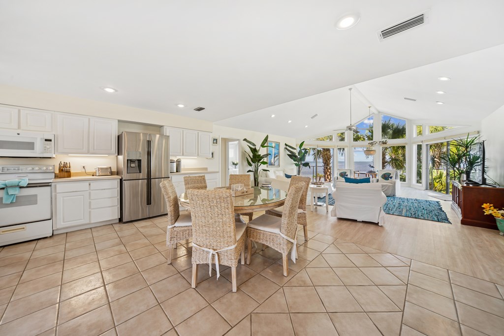 7110 Leeward St, Port St. Joe 32456