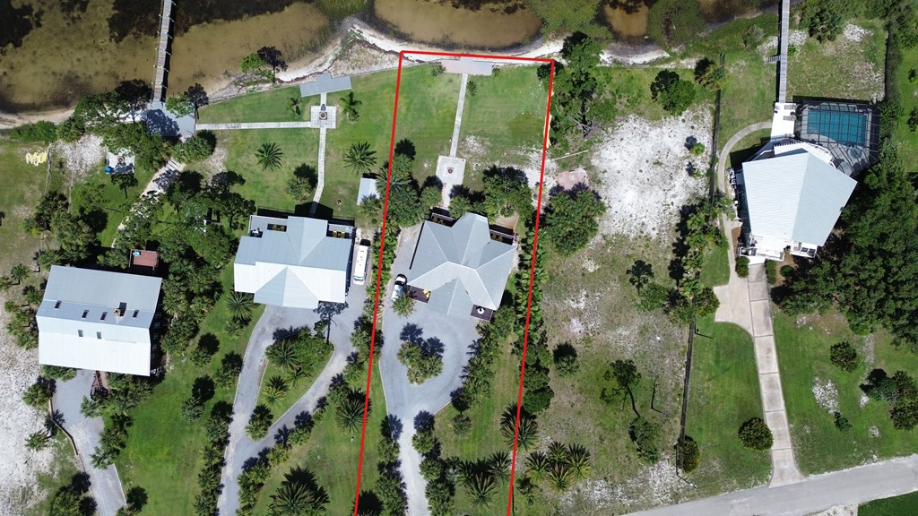 7110 Leeward St, Port St. Joe 32456