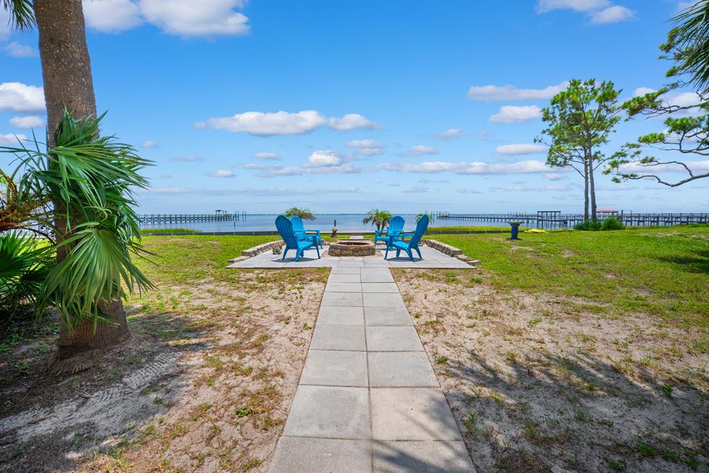 7110 Leeward St, Port St. Joe 32456