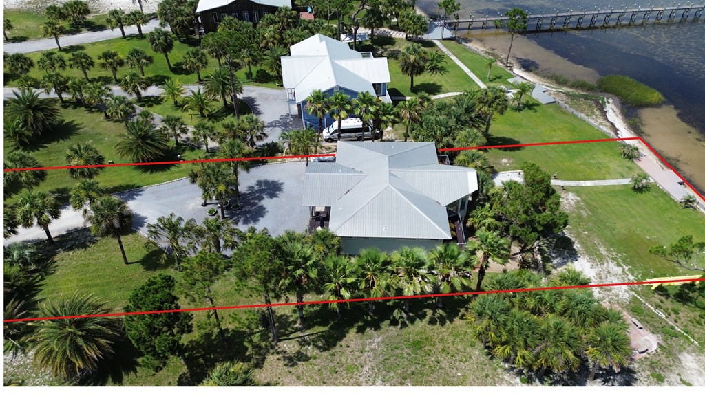 7110 Leeward St, Port St. Joe 32456