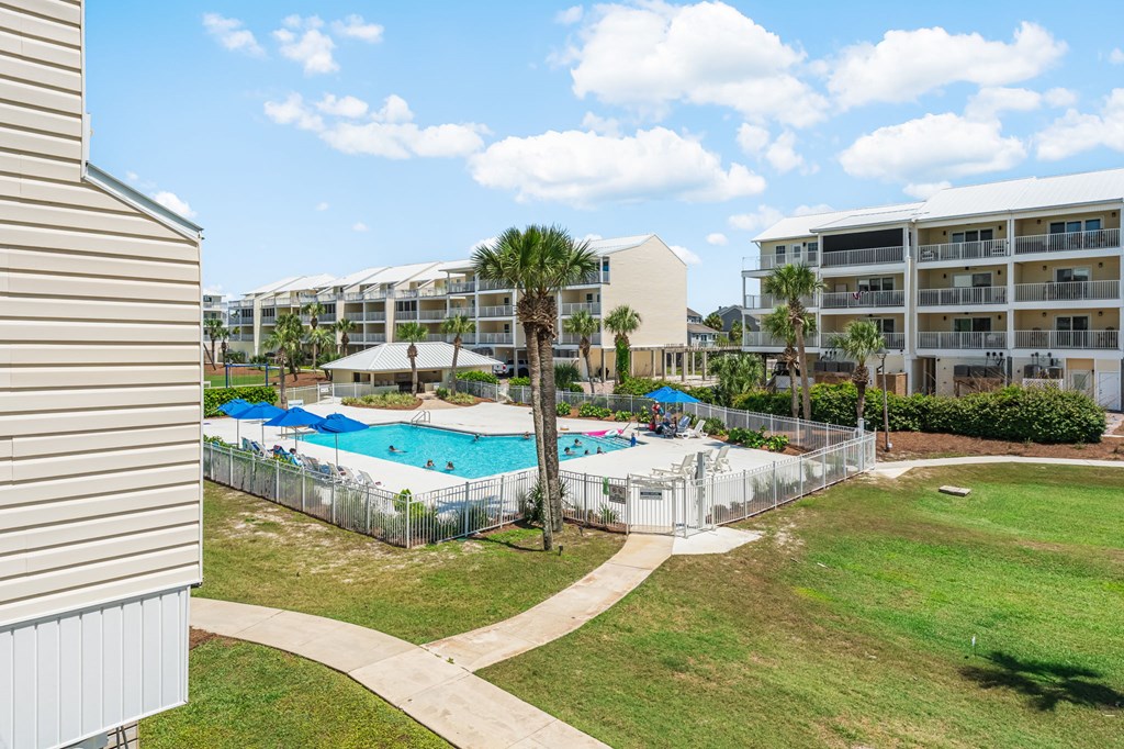 642 Sea Cliff Dr # 17, 32456 Unit: C-17