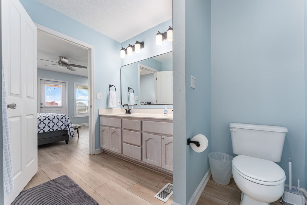 642 Sea Cliff Dr # 17, 32456 Unit: C-17
