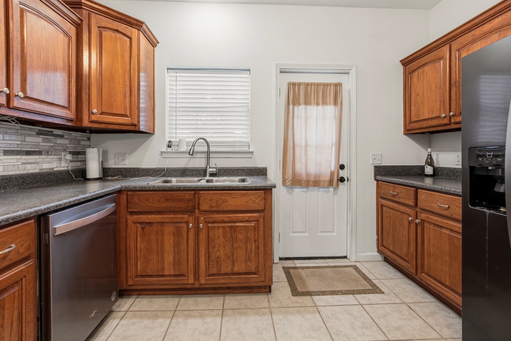 117 Mary Dr, 32465