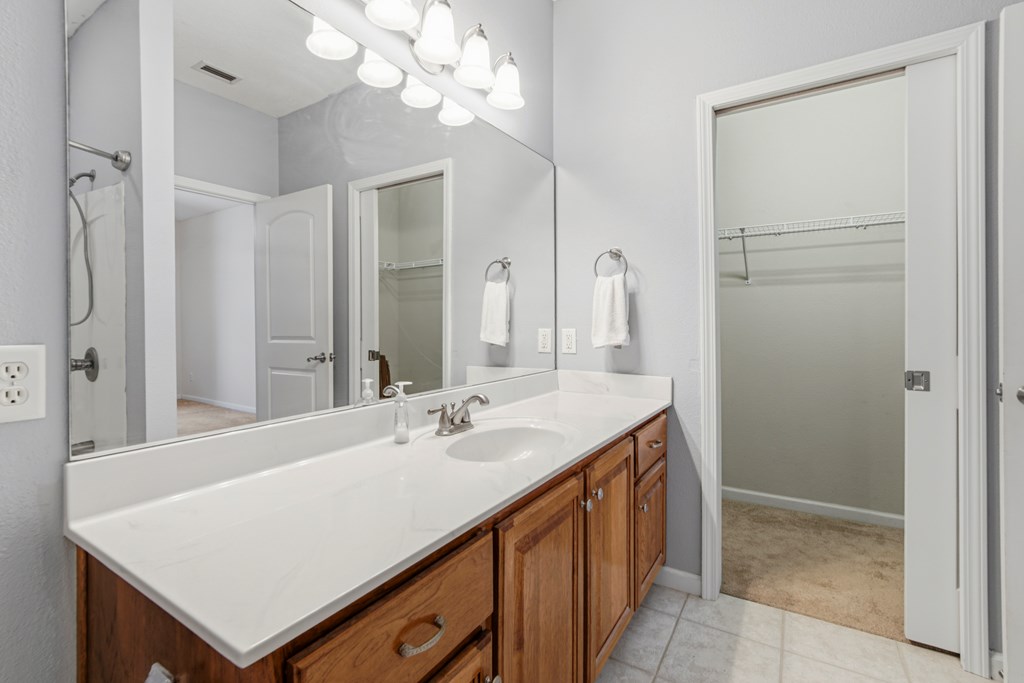 117 Mary Dr, 32465