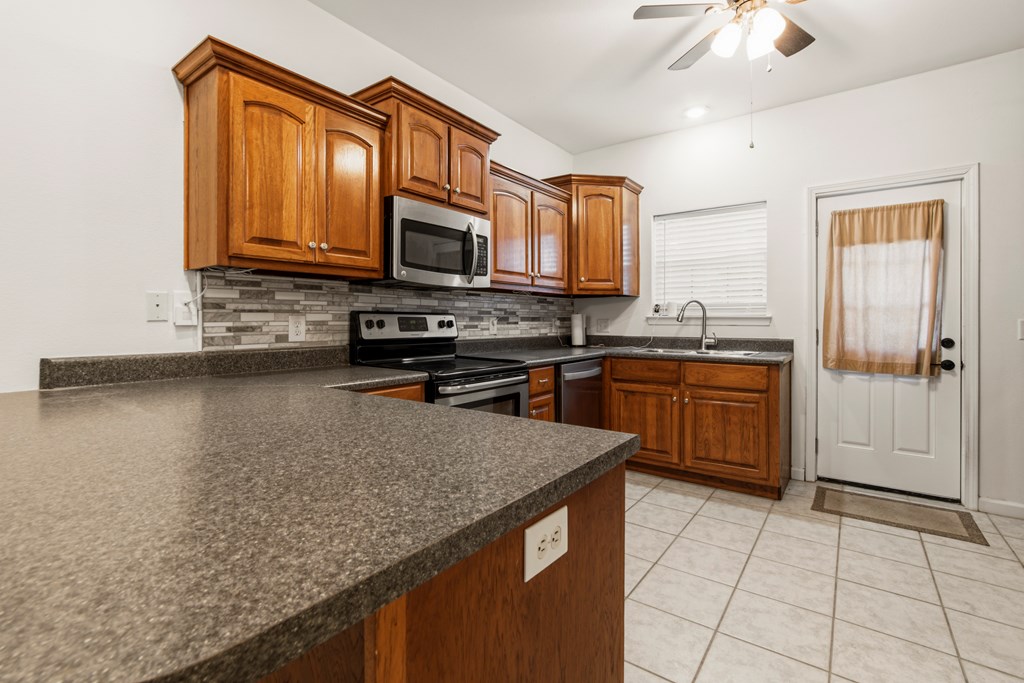 117 Mary Dr, 32465