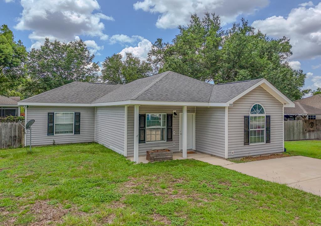 117 Mary Dr, 32465