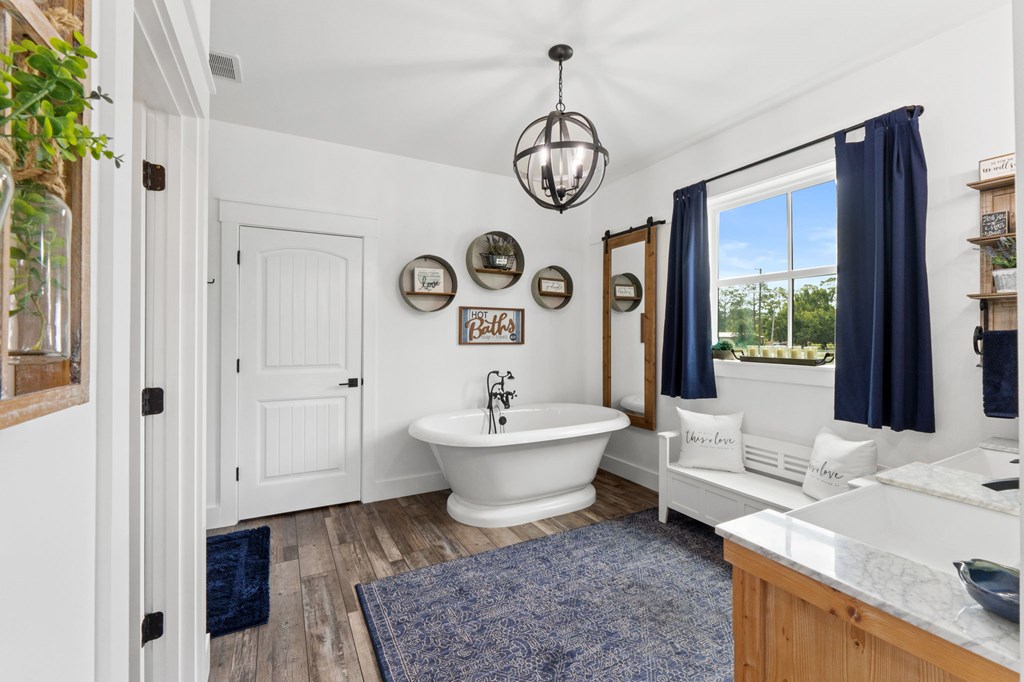 619 Jones Homestead Rd, Port St. Joe 32456