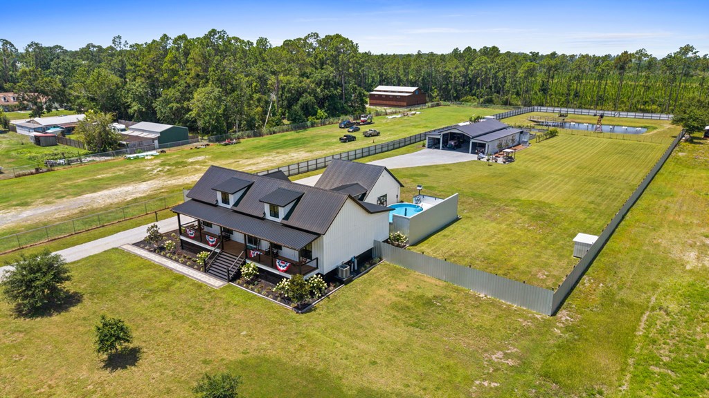 619 Jones Homestead Rd, Port St. Joe 32456