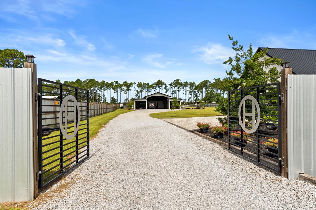 619 Jones Homestead Rd, Port St. Joe 32456