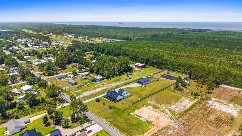 619 Jones Homestead Rd, Port St. Joe 32456
